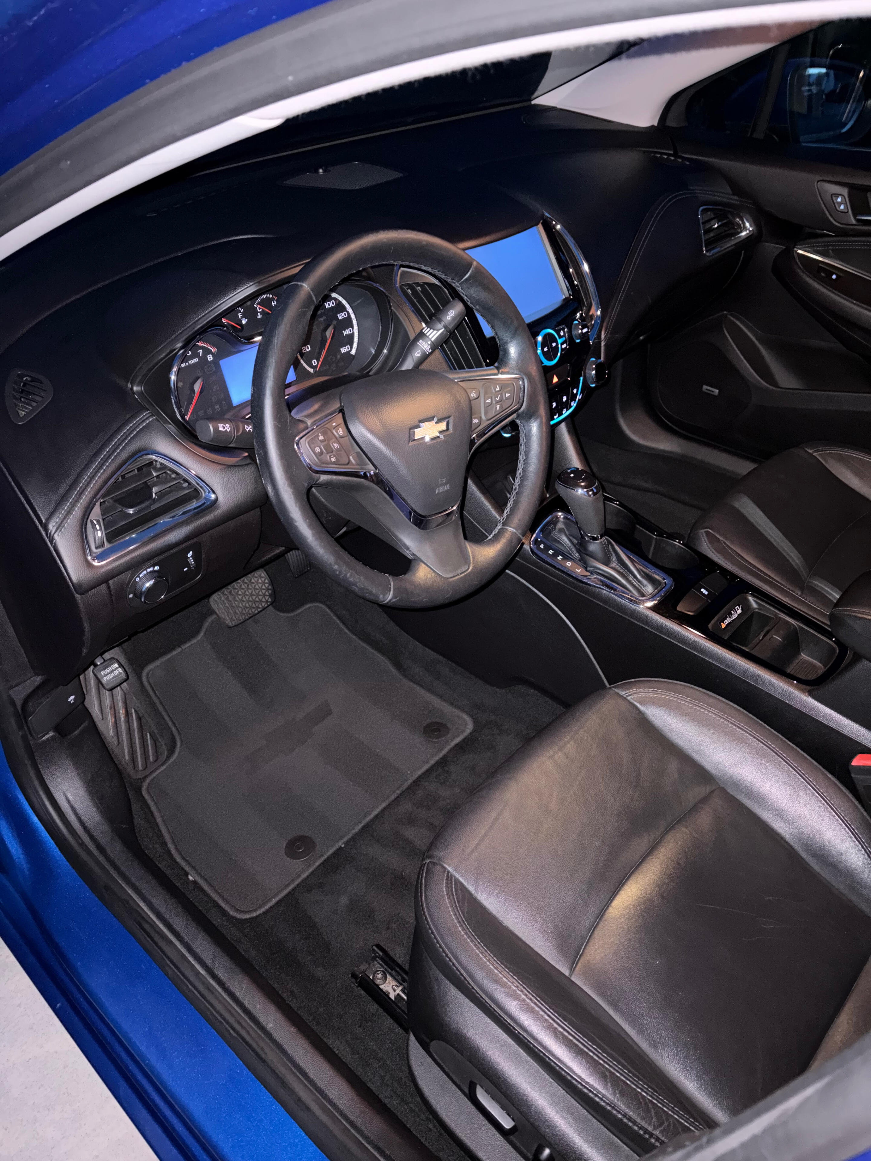 Dark Interior Finish from Sadler's Mobile Detailing original before-and-after gallery
